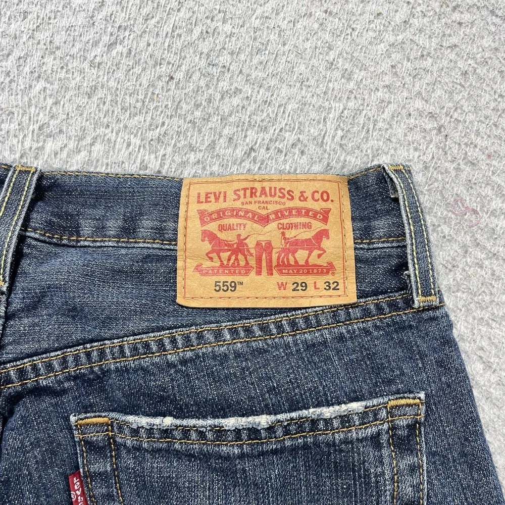 Levis 559 Jeans Mens 29x32 Blue Medium Wash Relaxed Straight Denim Pants Casual